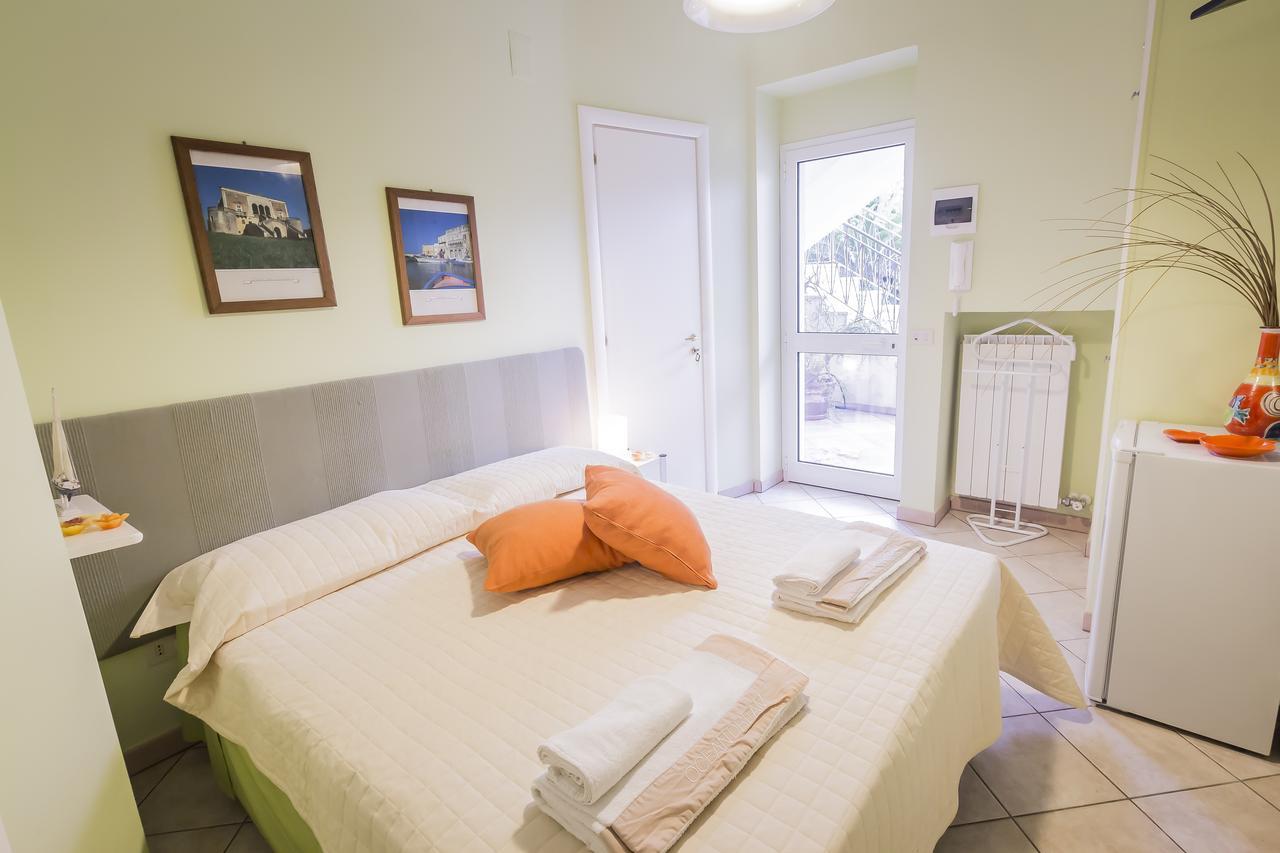 Bed and Breakfast Mandarinoarancio Alezio Exterior foto